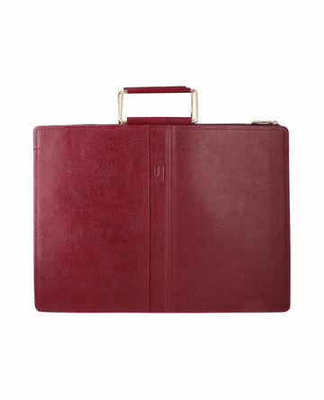 Slim, stylish leather case for documents