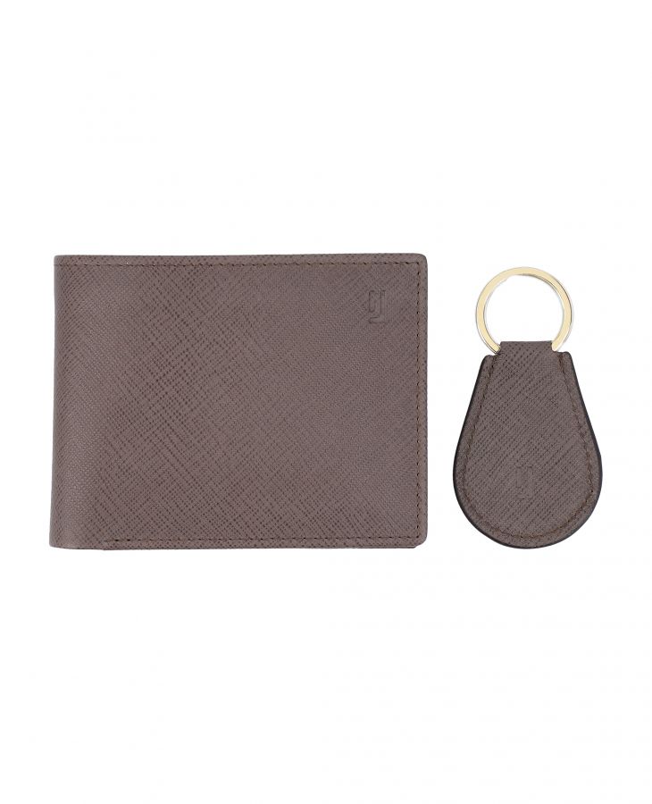 Gift set with wallet and keychain.