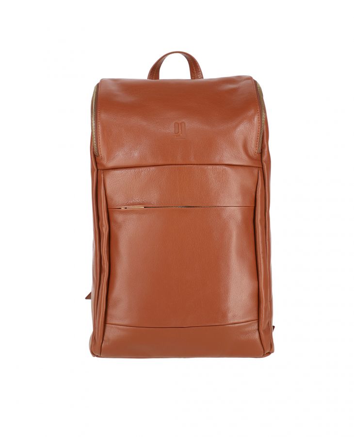 shop best leather travel backpacks online in Pakistan